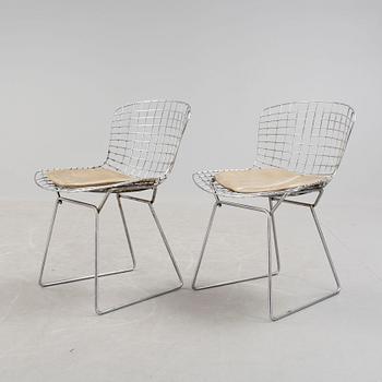 STOLAR, ett par, "Sidechair", design Harry Bertoia, 1960-tal.