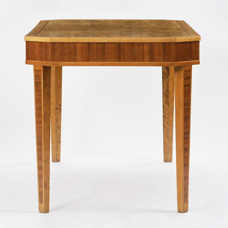 Carl Malmsten, a rare "Rosendal" desk, Nordiska Kompaniet, 1931.