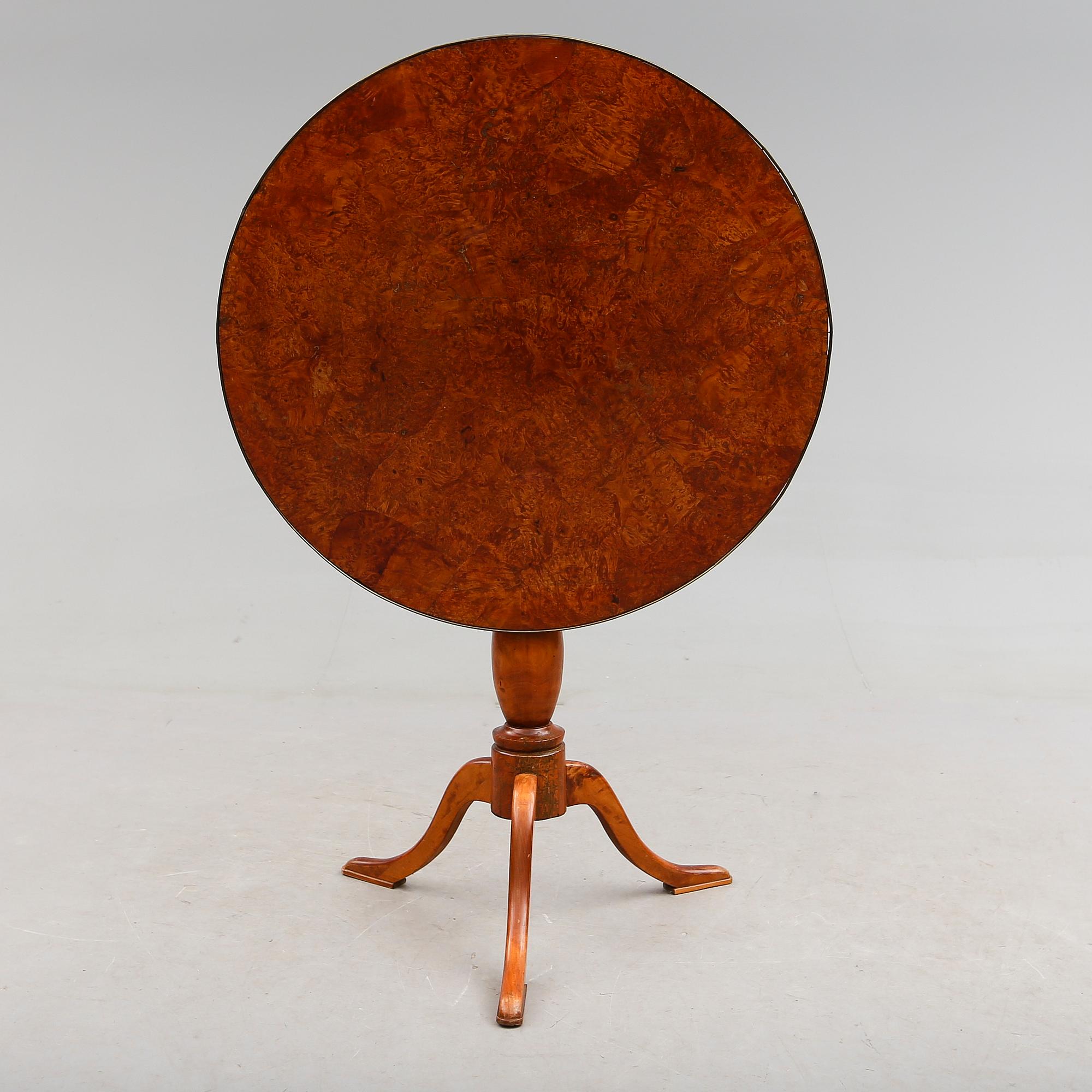 FÄLLBORD, 1800-talets första hälft.