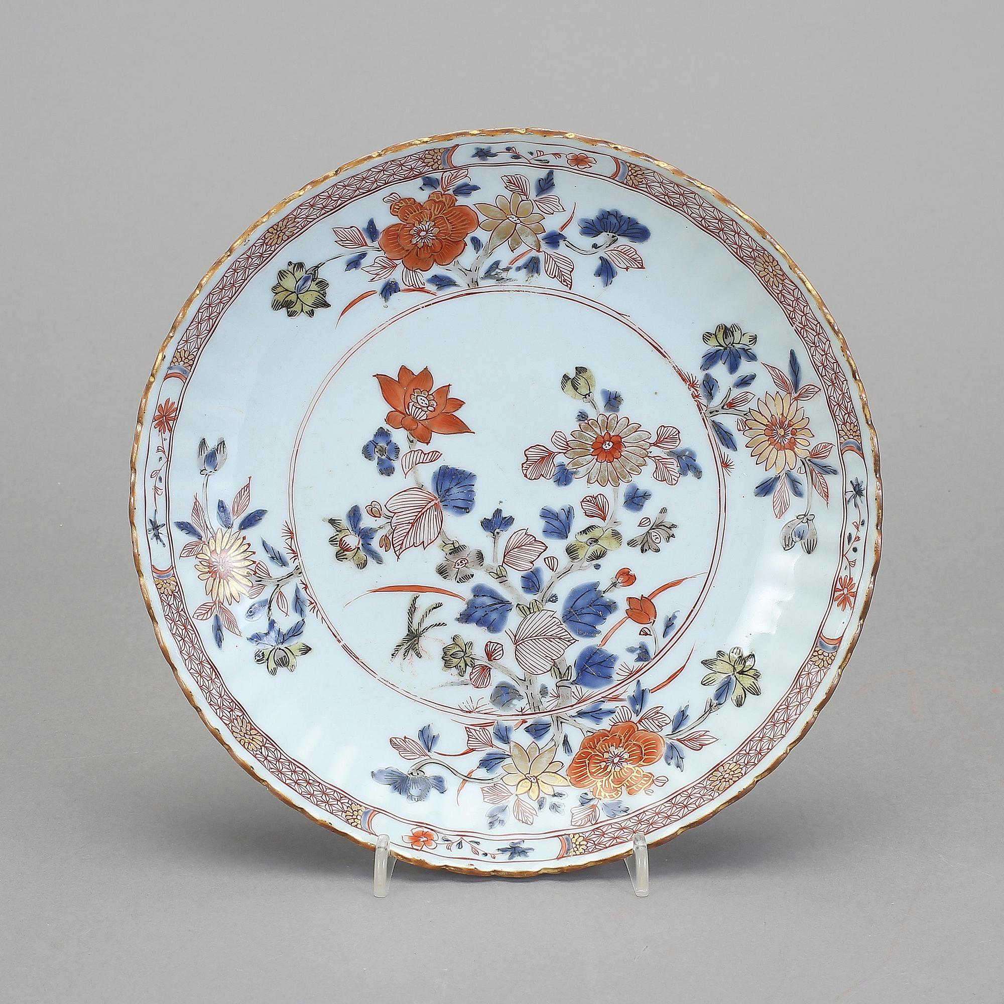 TALLRIK, porslin. Qing dynastin, Kangxi (1662-1722).