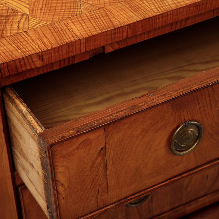 A late gustavian chest of drawers, ca 1800.
