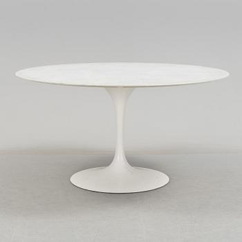 AN EERO SAARINEN "TULIP" TABLE, Knoll International.