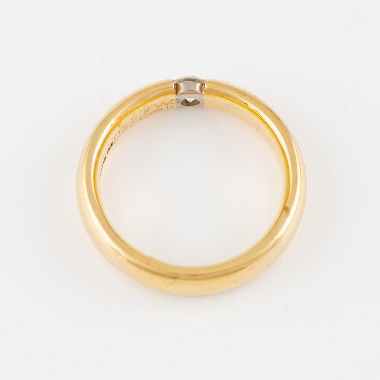 Ring 18K guld med en rund briljantslipad diamant.