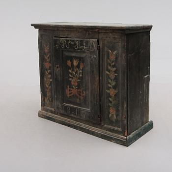 SKÅP, allmoge, 1800-talets första hälft.