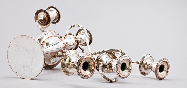 KANDELABRAR, ett par, nysilver, 1900-tal.