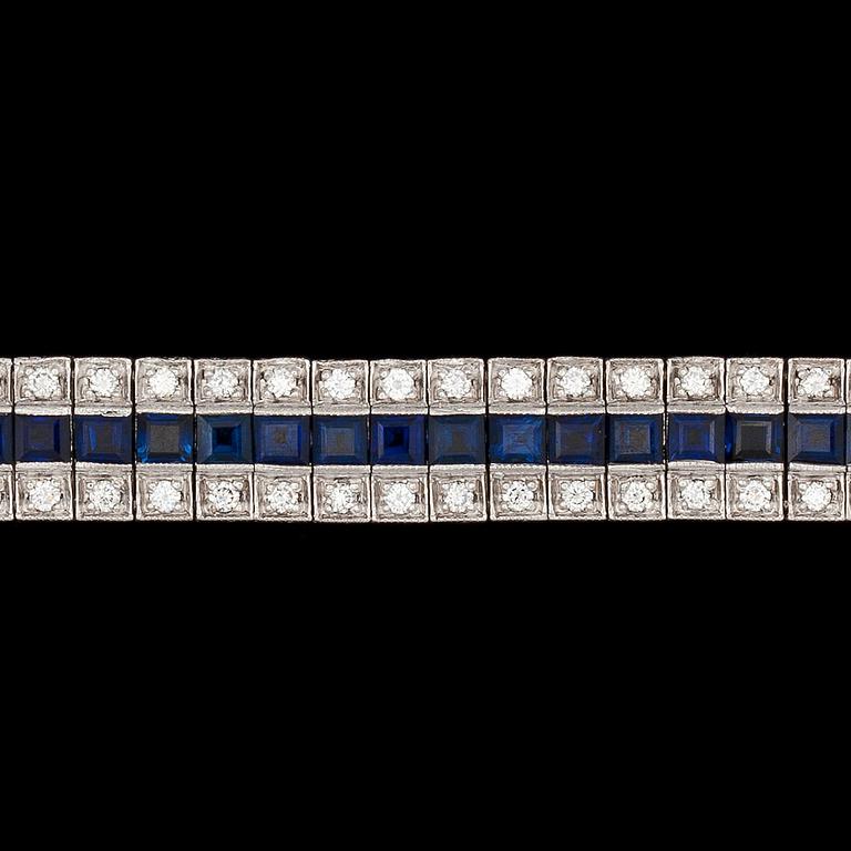 ARMBAND, briljantslipade diamanter, tot. ca 3.20 ct, samt carréslipade blå safirer.