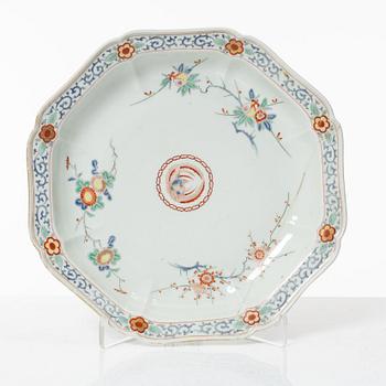 Fat, porslin, kakiemon, Arita, sen Edo/tidig Meiji, 1800-tal.