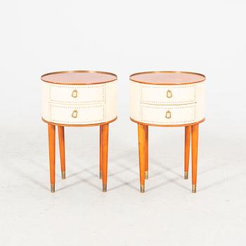 Sängbord, ett par, Halvdan Petterssons Möbelfabrik, Tibro, 1900-talets mitt.