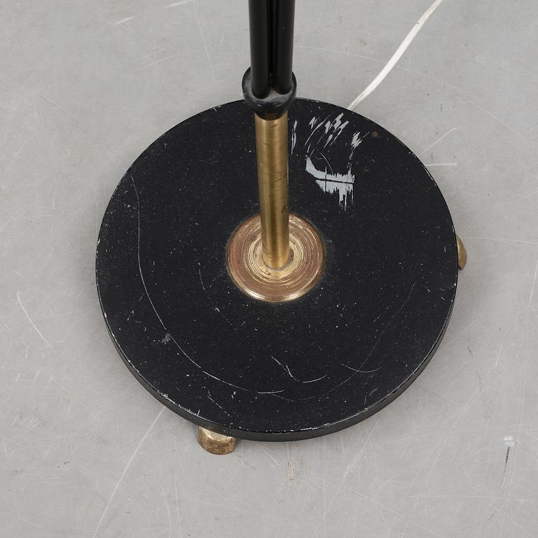 GOLVLAMPA, 1900-talets mitt.