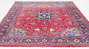 A Sarouk carpet, circa 360 x 262 cm.