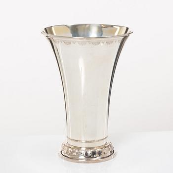 A silver vase, GAB, Stockholm, 1945.