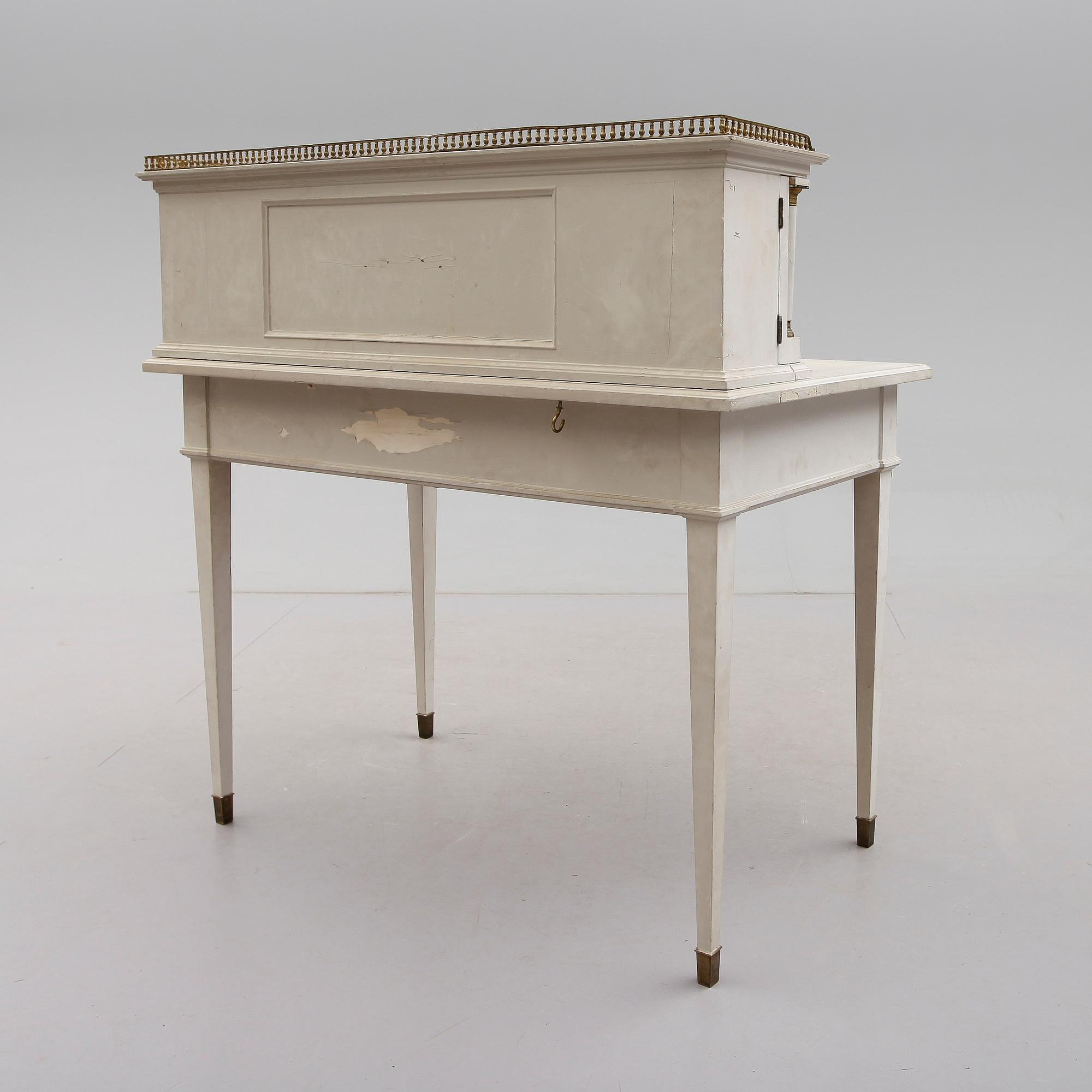 SKRIVBORD, empirestil, 1900-talets första hälft.