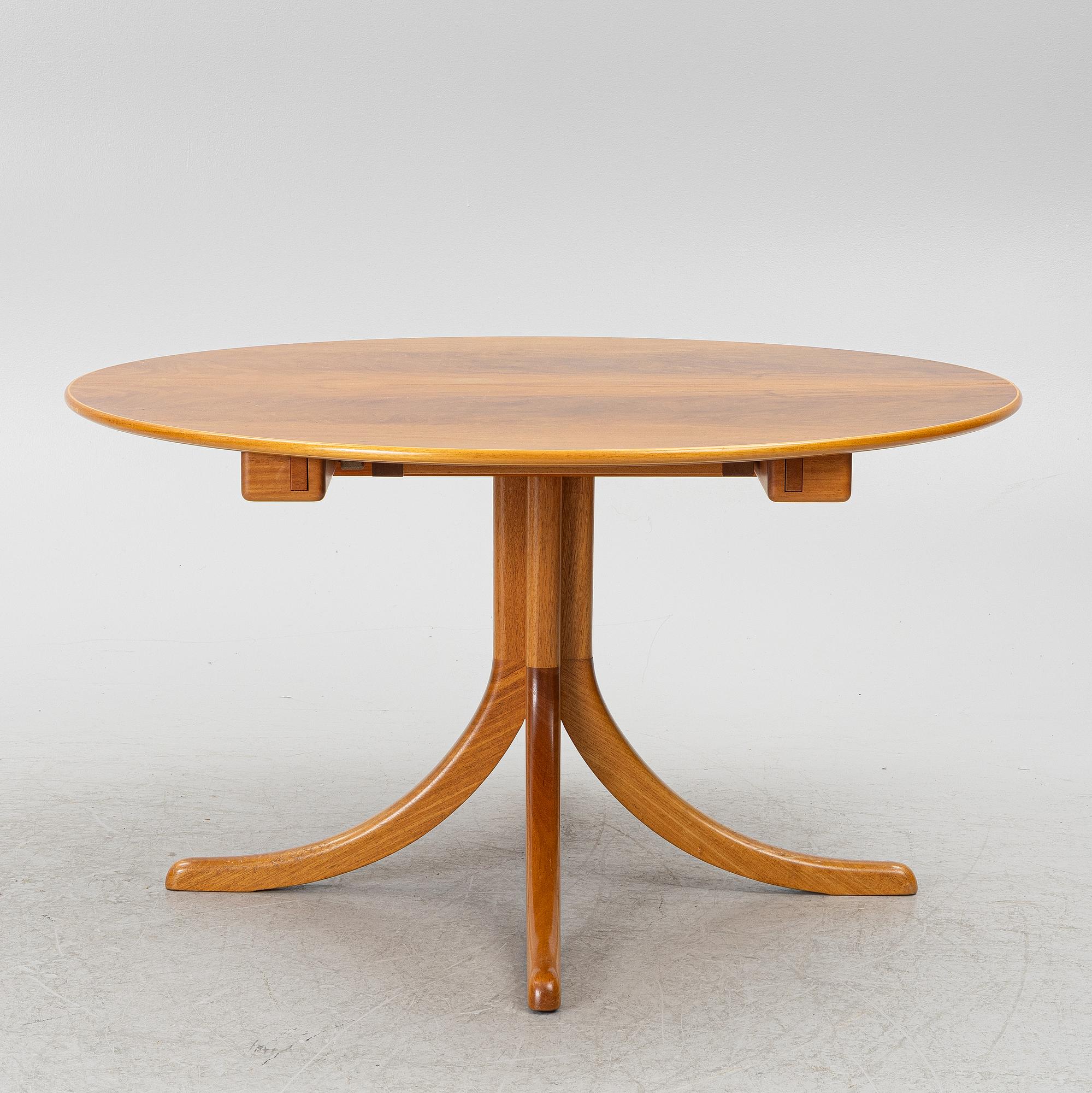 Josef Frank, Dining table, model 771, Svenskt Tenn, after 1985.
