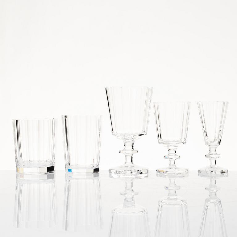 Elis Bergh, a "Karlberg" 48 piece glass service, Kosta Boda, 20th century.