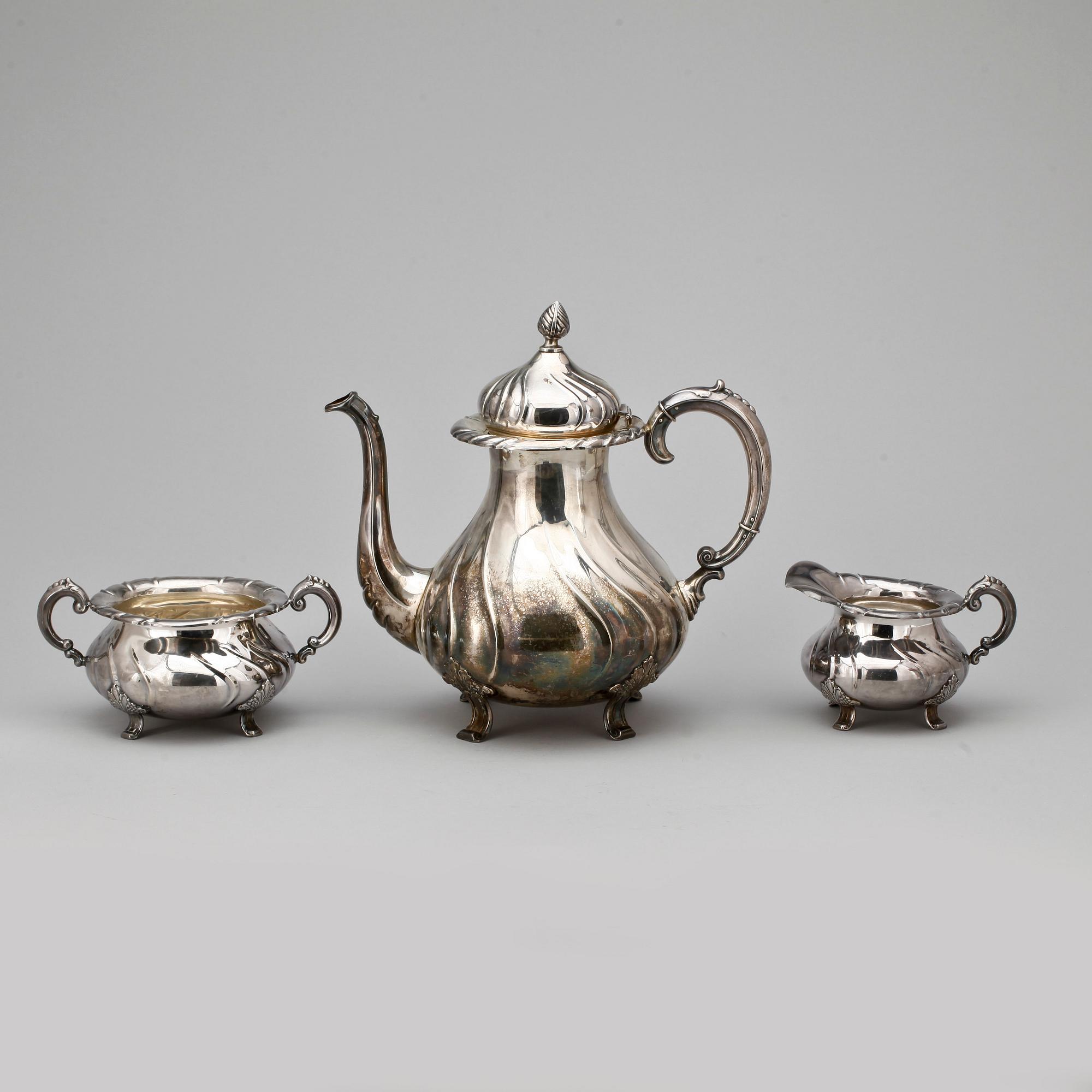 KAFFESERVIS, 3 delar, silver, importstämplar, 1900-tal. Totalvikt ca 1000 gram.