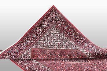 Matta, Bidjar tekab, ca 318 x 219 cm.