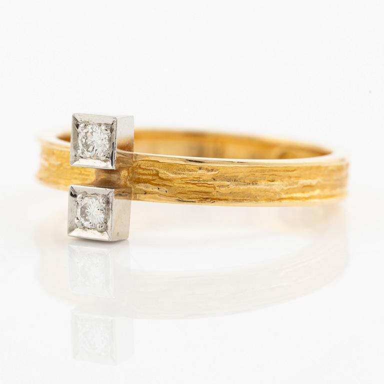 Lapponia, ring 18K with round brilliant-cut diamonds, Finland 1978.