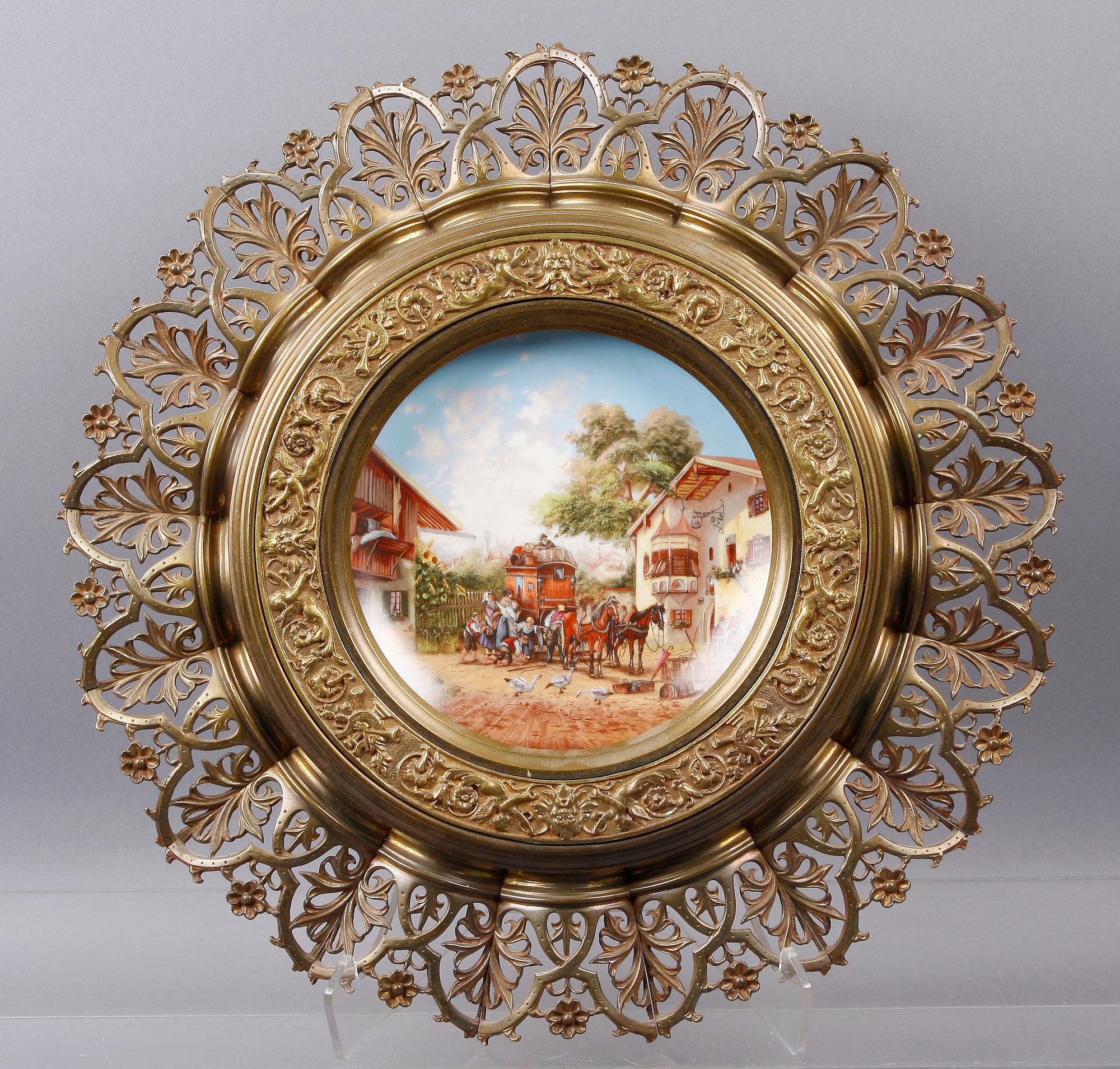 VÄGGPLAKETTER, 2 st, porslin och mässing. Renässansstil, 1800/1900-tal.
