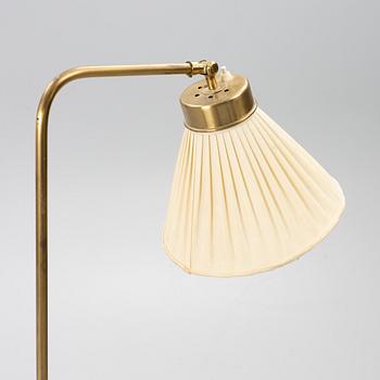 Josef Frank, golvlampa, modell G 1842, Firma Svenskt Tenn.