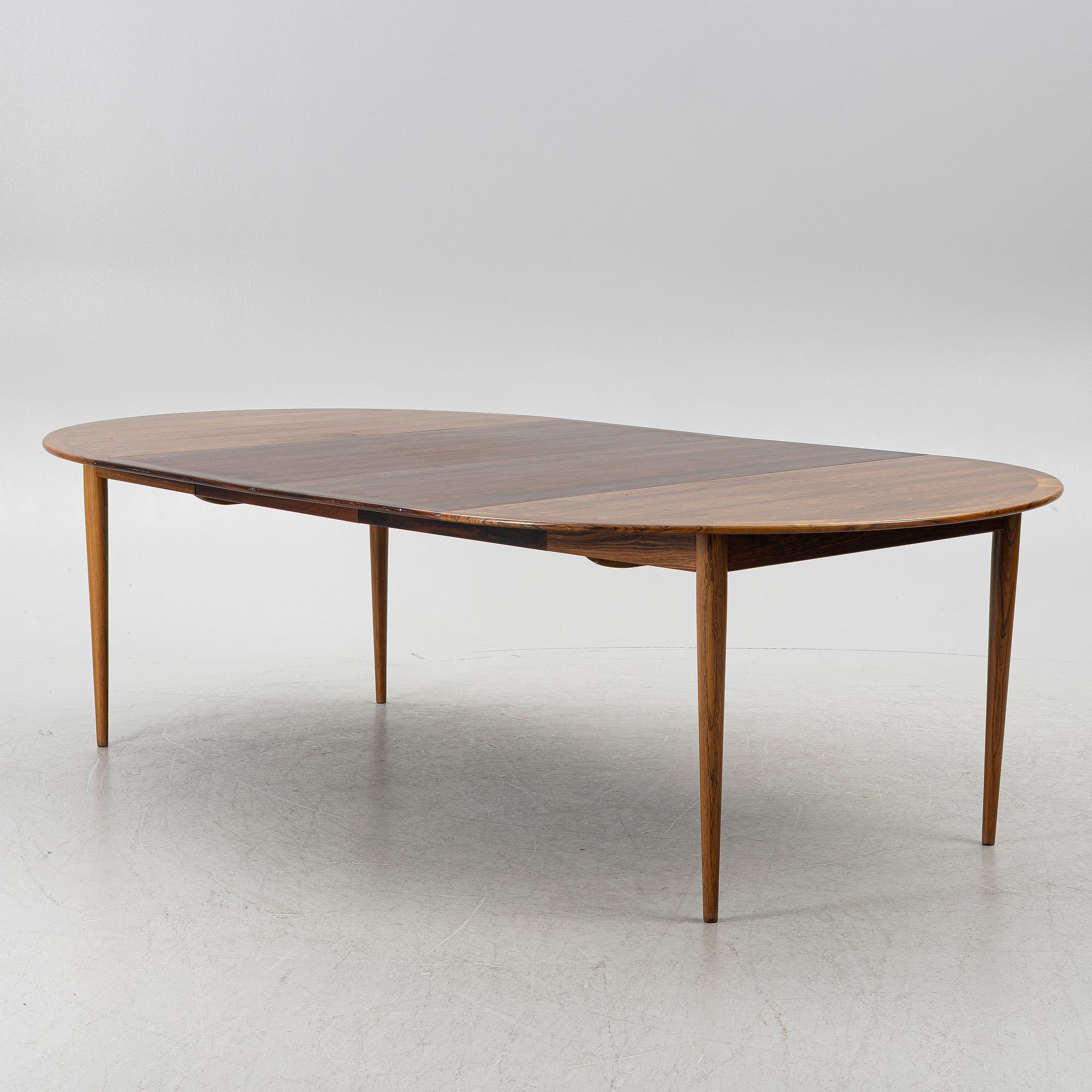 Henning Kjaernulf, matbord, Danmark 1960/70-tal.