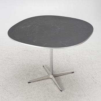 Arne Jacobsen, Bruno Mathsson & Piet Hein, a dining table, Fritz Hansen, Denmark, 2015.