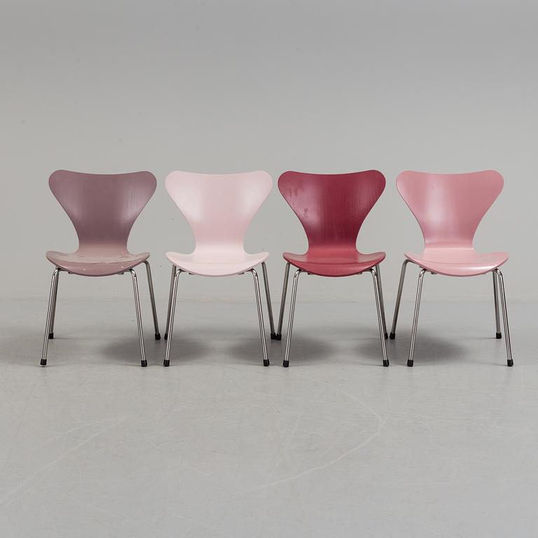 A five piece chindrens seating furniture. by Arne Jacobsen for Frits Hansen.