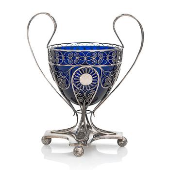 A filigree silver bonbonniere, maker's mark of Fredrik Moritz Klose, Copenhagen, Denmark  1811.