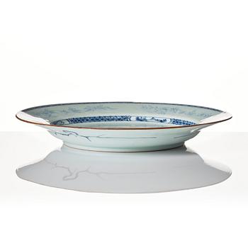 A blue and white dish, Qing dynasty, Yongzheng (1723-35).