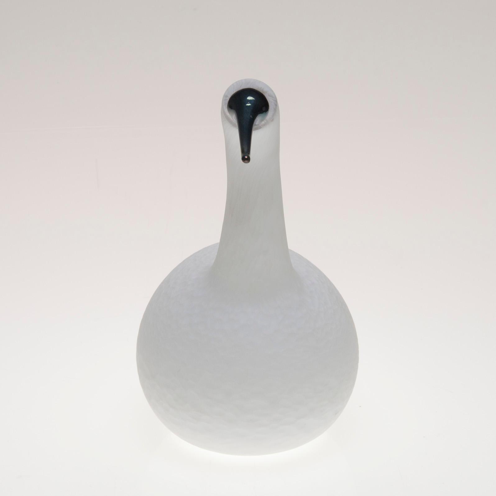 FIGURIN, glas, signerad och numrerad O.Toikka Nuutajärvi, 1802/2007.
