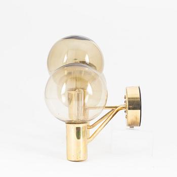 Hans-Agne Jakobsson, a pair of model v 149/3 wall-lights from Markaryd.