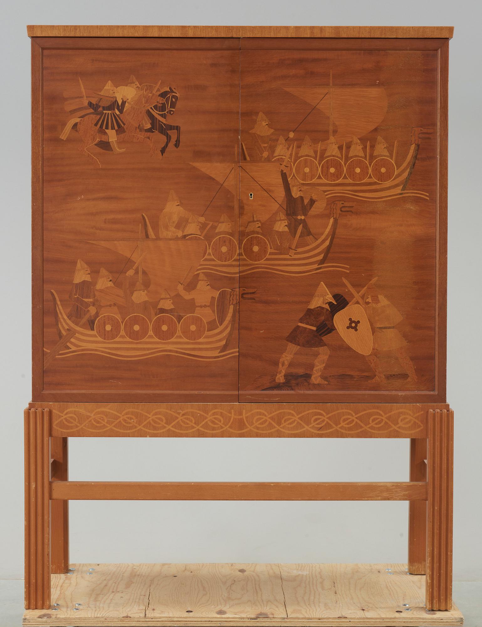 SKÅP, "Vikingar", Erik Mattsson, Mjölby Intarsia, A.B Westbergs Möbler i Tranås, 1940-tal.