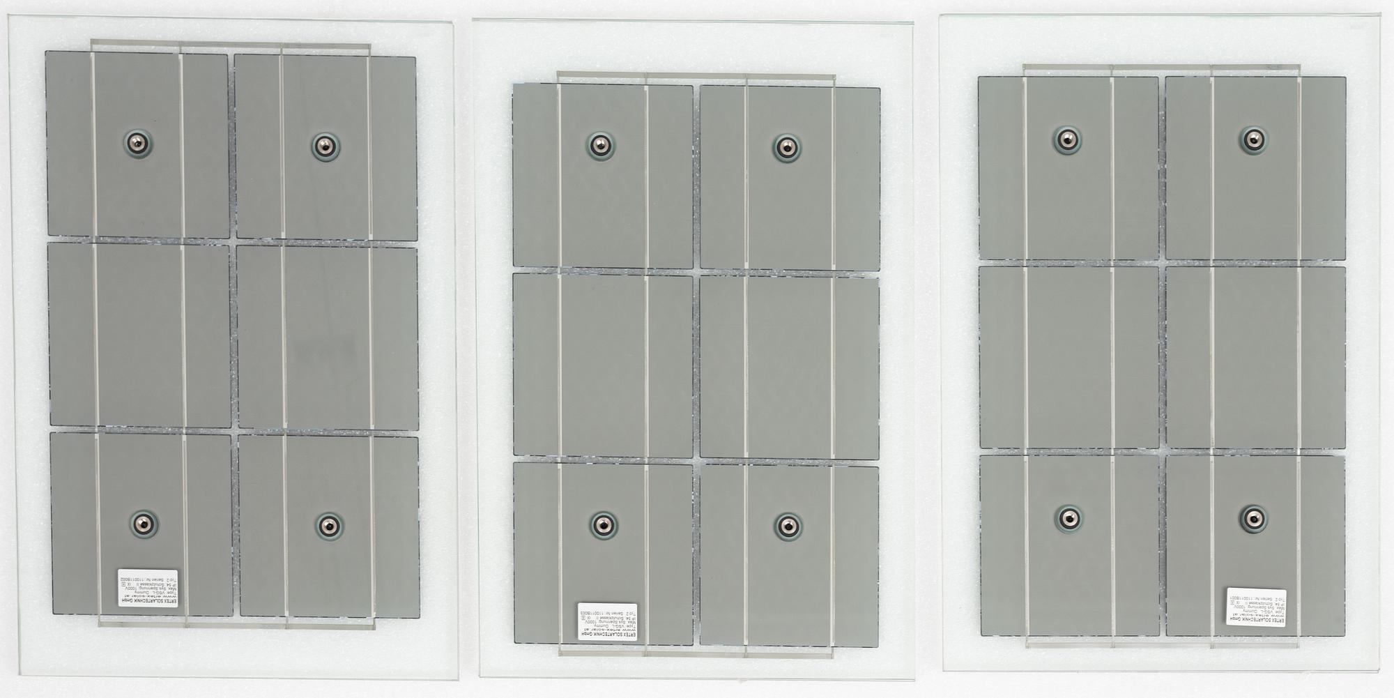 Aids 3D, executed 2011, LOF Polycrystalline Solar cell Glass.