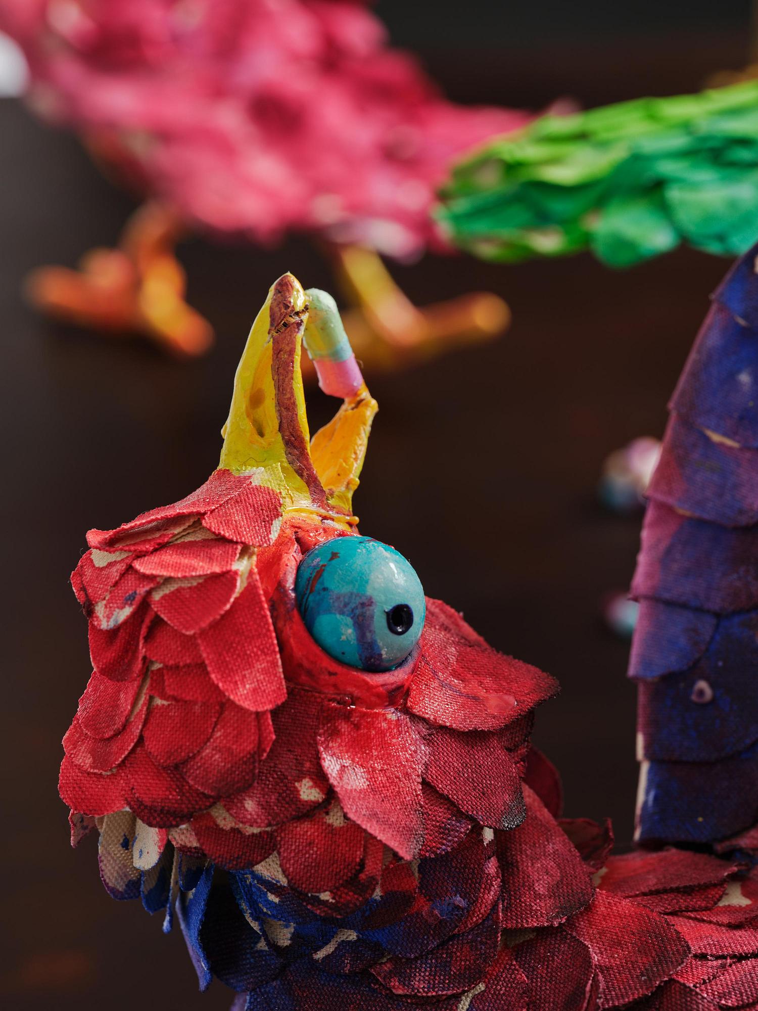 Nathalie Djurberg & Hans Berg, "A Thief Caught in the Act (Flock of Birds)".