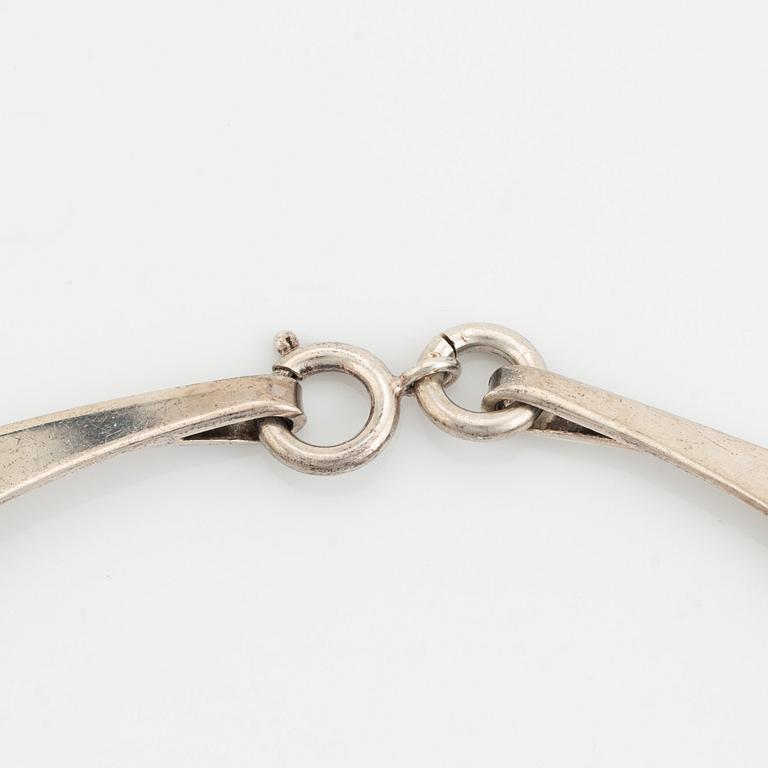 Theresia Hvorslev, a sterling silver necklace with pendant, Lidköping 1975.