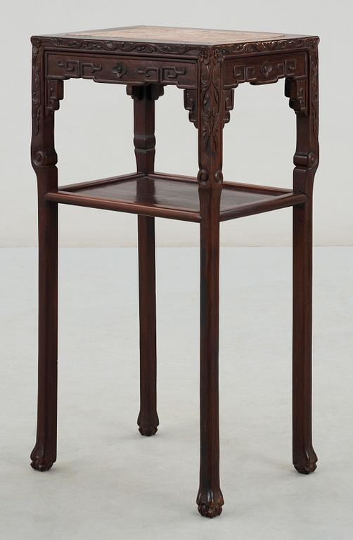 BORD, Kina 1900-talets första hälft.