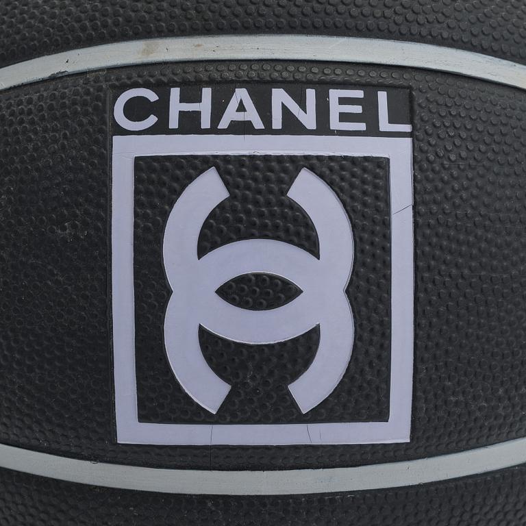 Chanel, basketboll, 2004.