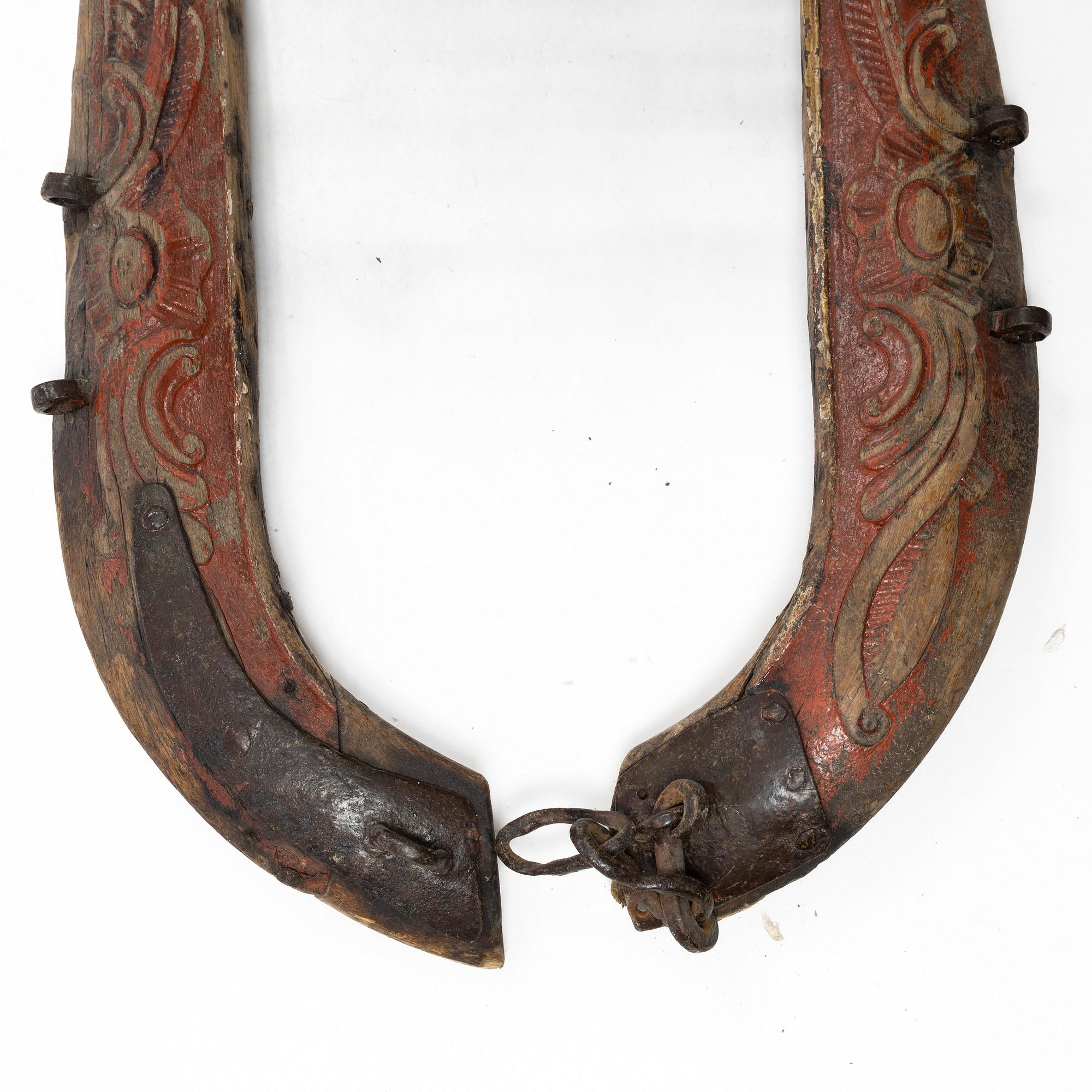 Locomotives, a pair. Folk art, Jämtland, 18th/19th century.