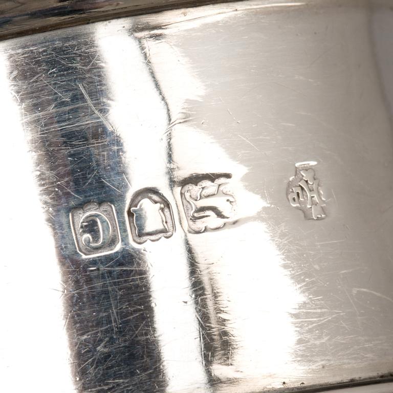 SERVIETTRINGAR, silver, 6st. England, London 1898. Totalvikt ca 126 g.