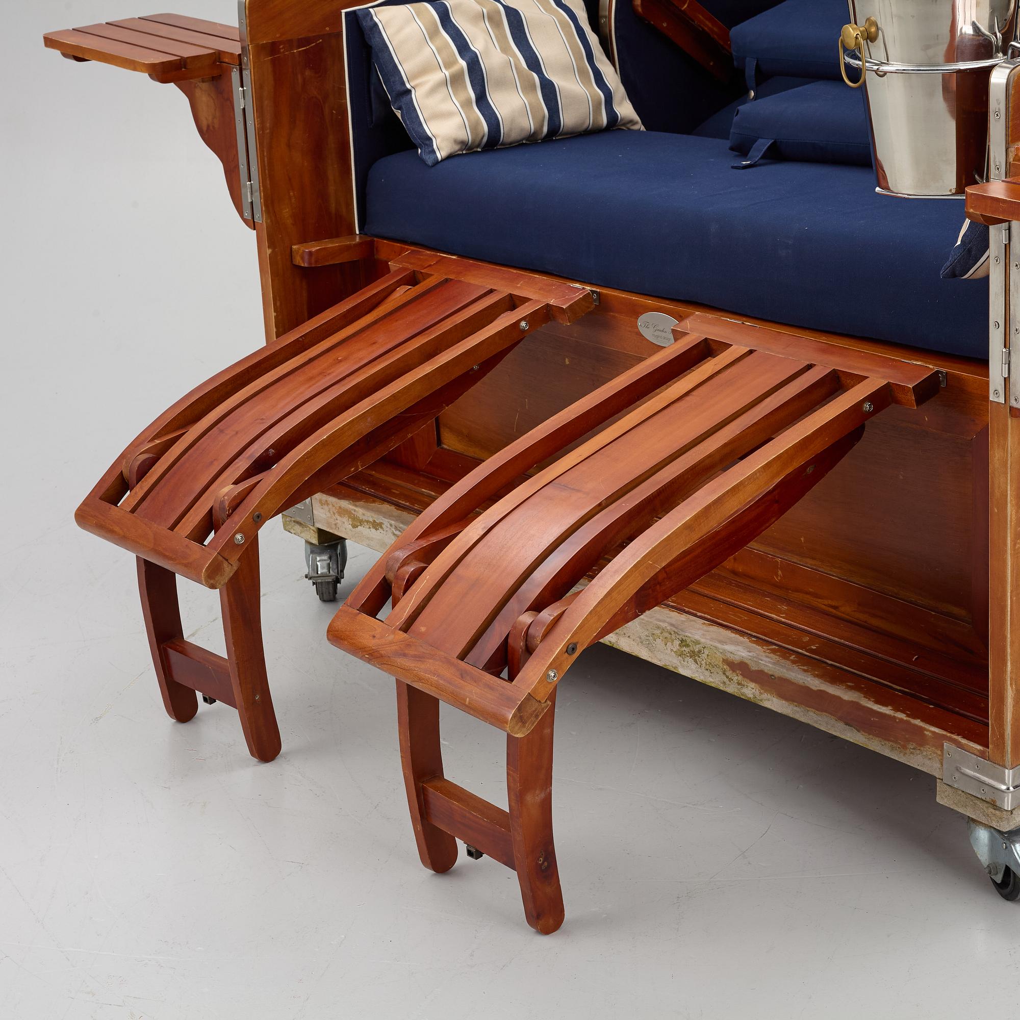 Trädgårdssoffa, "The Garden Haven Captain Seat Lounger", Mygind Design Scandinavia.