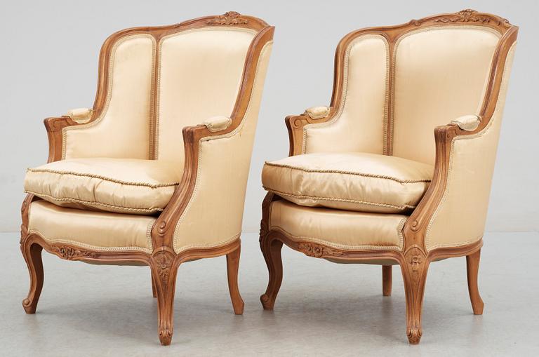 BERGÈRER, ett par, rokokostil 1900-tal.