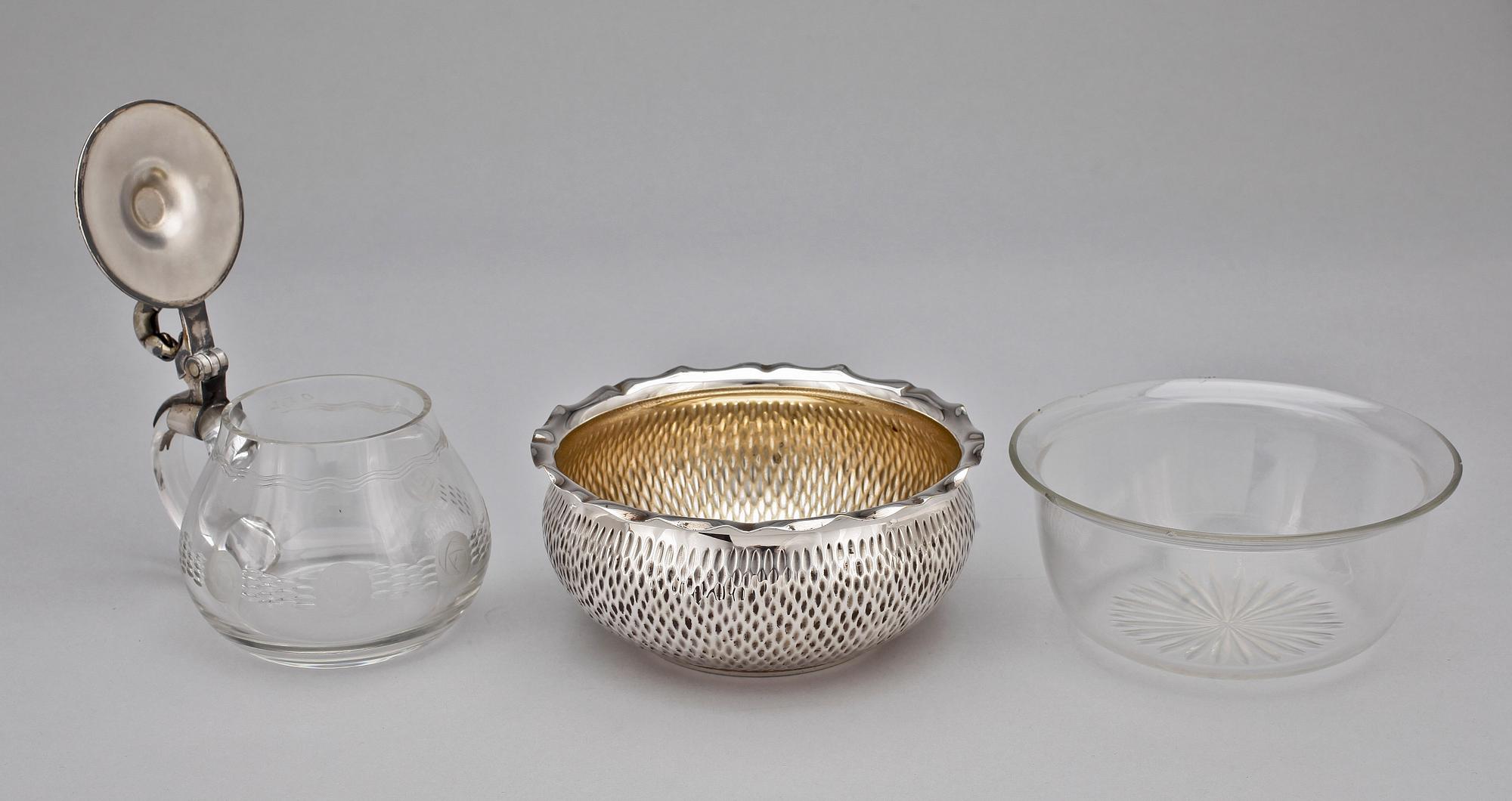 KARFF samt SKÅL, nysilver och glas, jugend, märkt WMF, omkr sekelskiftet 1900.