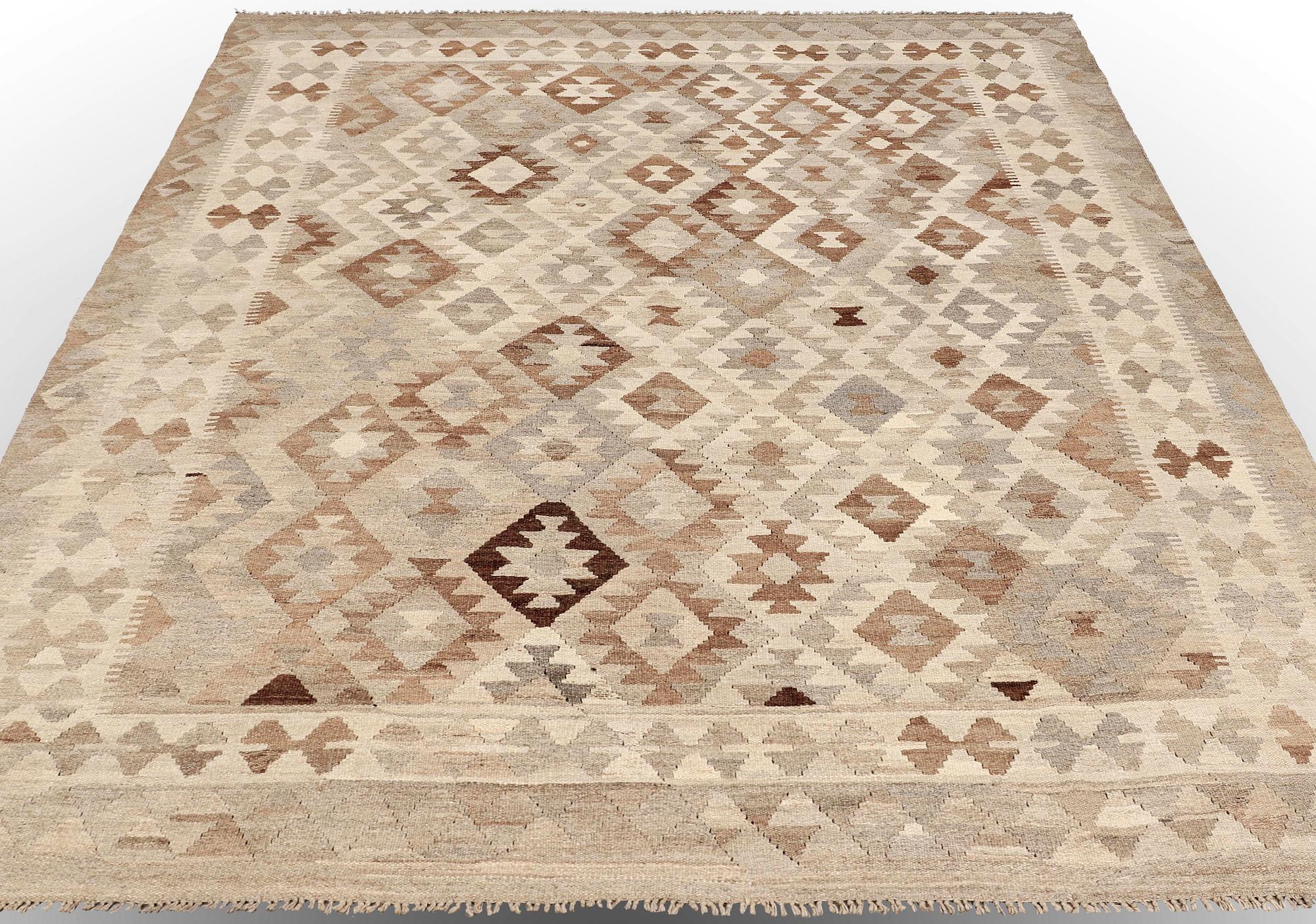 MATTA, Kelim, ca 256 x 207 cm.