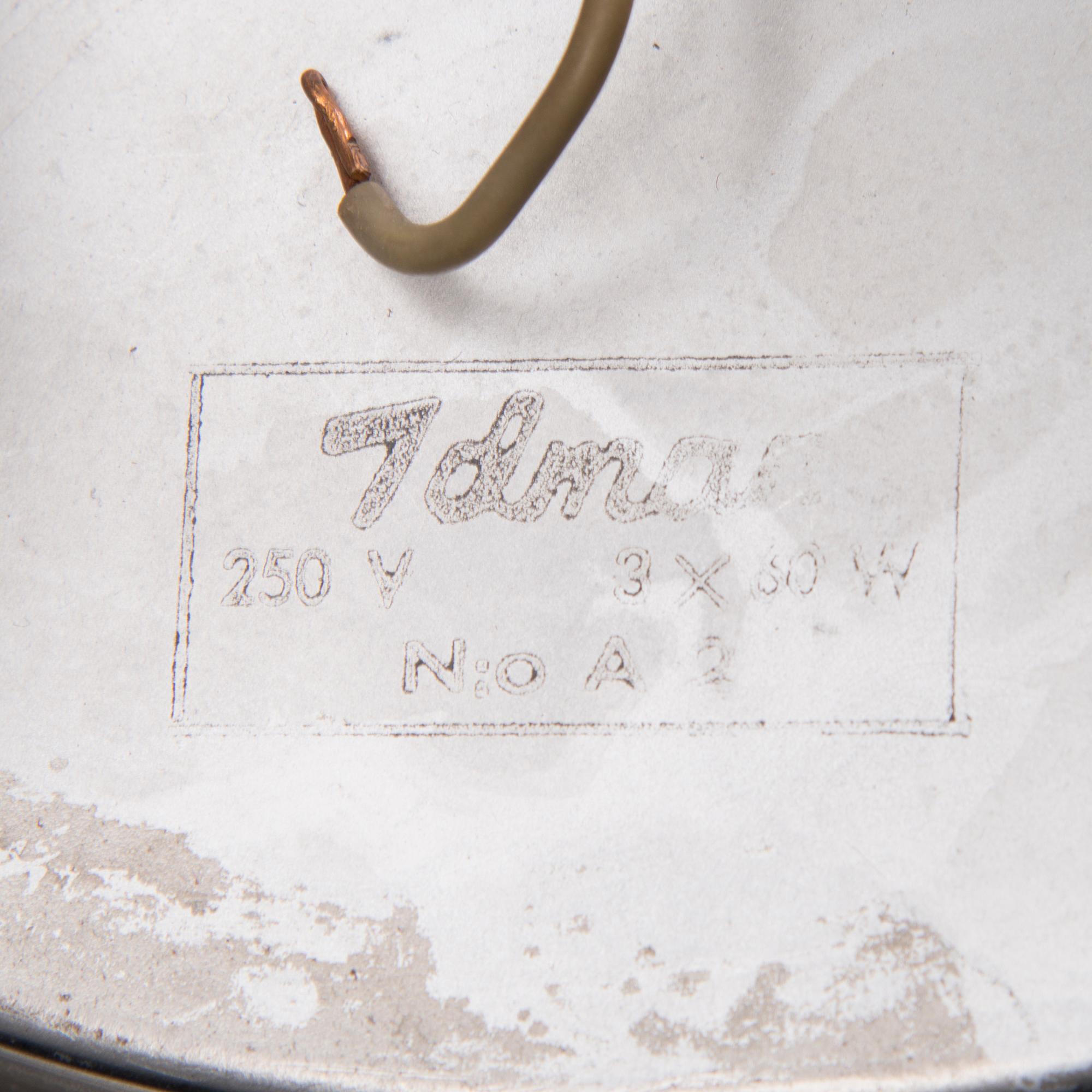 Kattovalaisin / plafondi, malli 80220, Idman, 1900-luvun puoliväli.