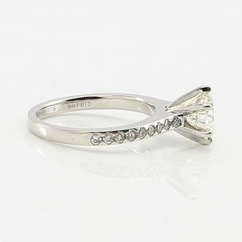Ring platina med runda briljantslipade diamanter, Giraux Fine Jewelry San Francisco USA, GIA report.