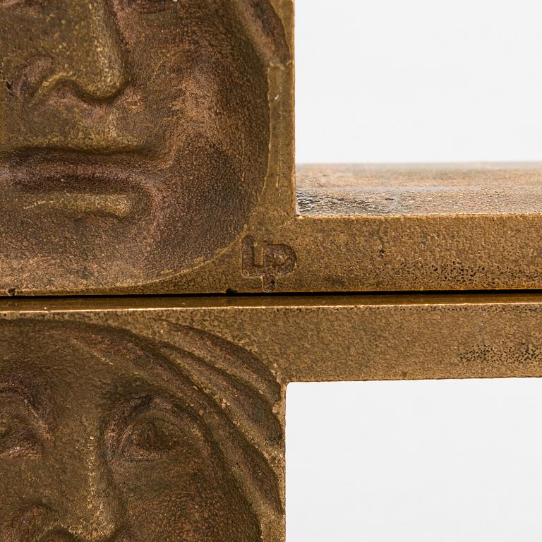 Laila Pullinen, sculpture/medal, bronze, signed LP, numbered 2291.