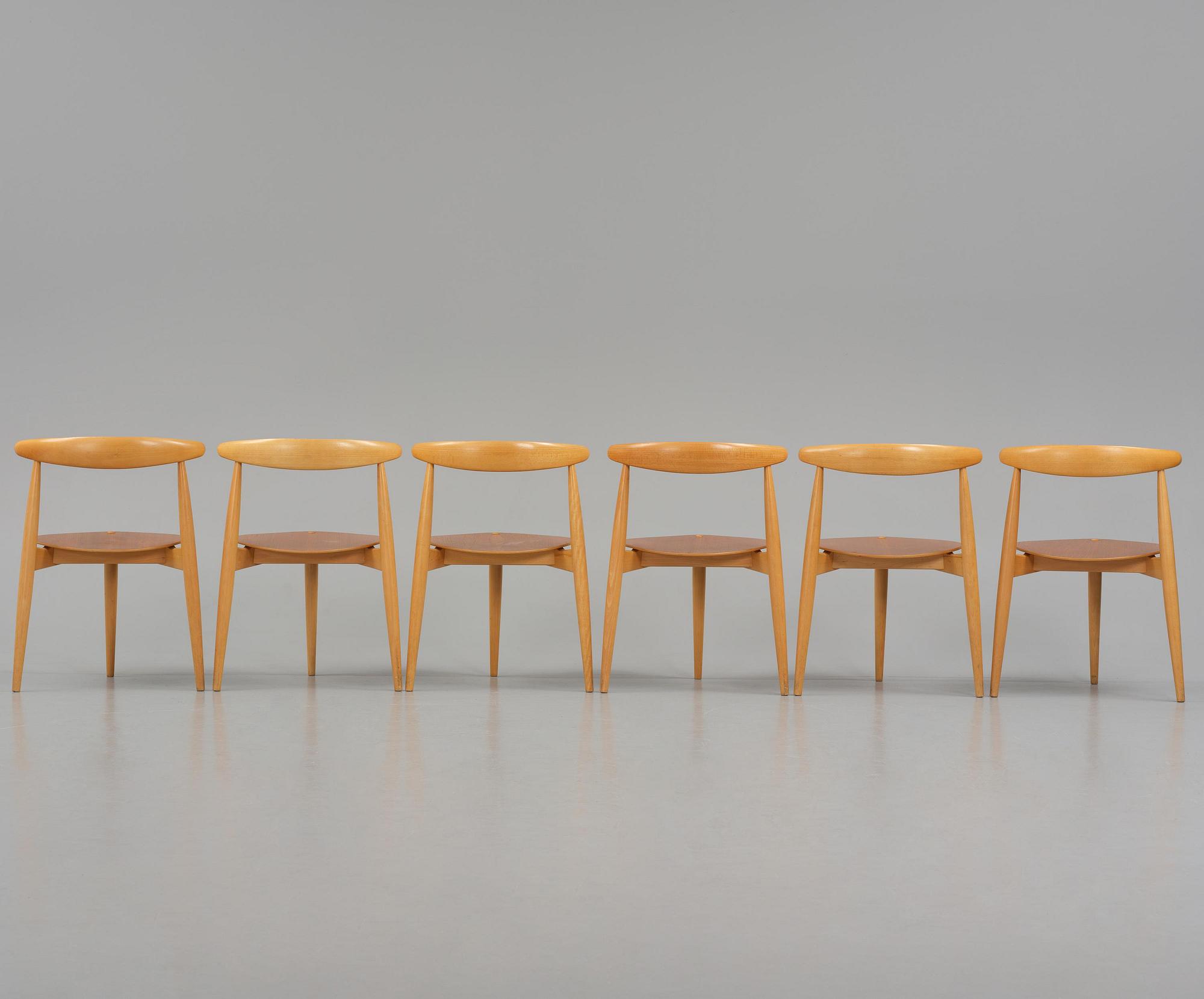 Hans J. Wegner, matgrupp, sju delar, "Hjerte-set", Fritz Hansen, Danmark, 1965.