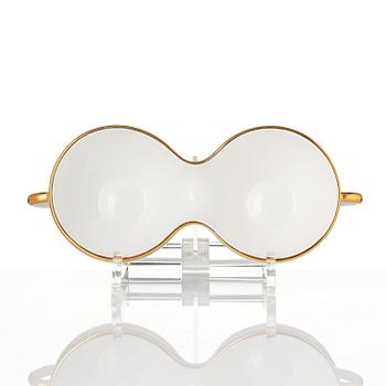 Mona Hatoum, "T42 (gold)".