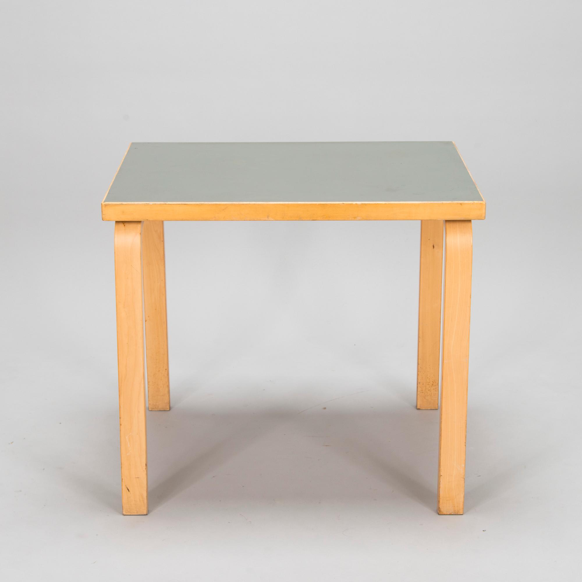 Alvar Aalto, bord,  O.Y. Huonekalu- ja Rakennustyötehdas A.B. 1900-talets mitt.