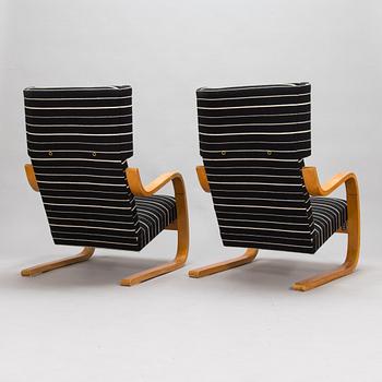 Alvar Aalto, A pair of mid-20th century '34/401' armchairs for  O.Y. Huonekalu- ja Rakennustyötehdas A.B. Finland.