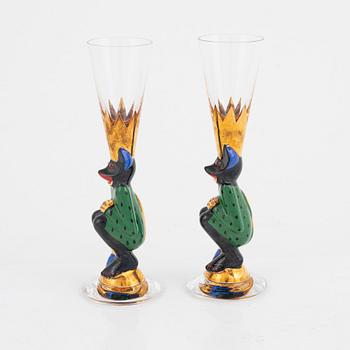 Gunnar Cyrén, two schnapps glasses known as "devil's glasses" from the "Nobel Orrefors" series.